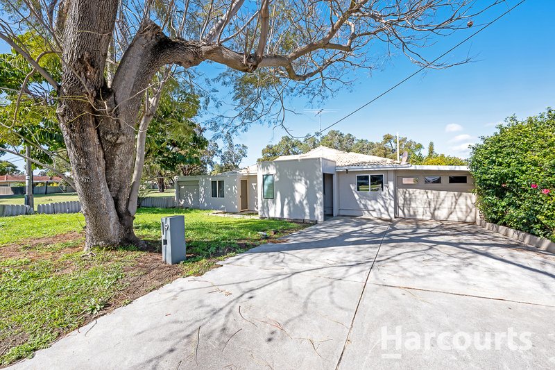 Photo - 9 Woonan Street, Wanneroo WA 6065 - Image 3