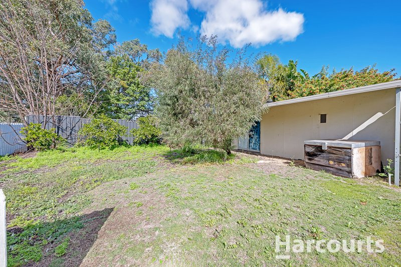 Photo - 9 Woonan Street, Wanneroo WA 6065 - Image 31