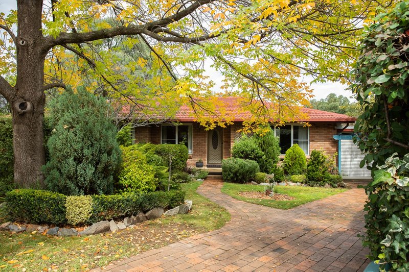 9 Worrell Place, Armidale NSW 2350