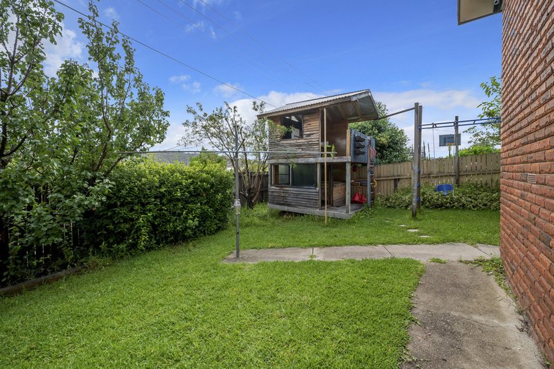 Photo - 9 Wray Place, Gowrie ACT 2904 - Image 15