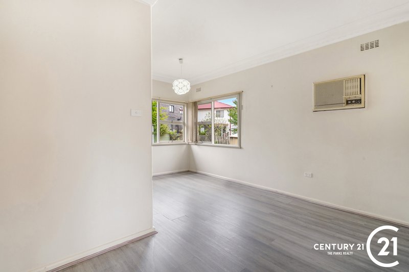 Photo - 9 Wray Street, Fairfield Heights NSW 2165 - Image 5