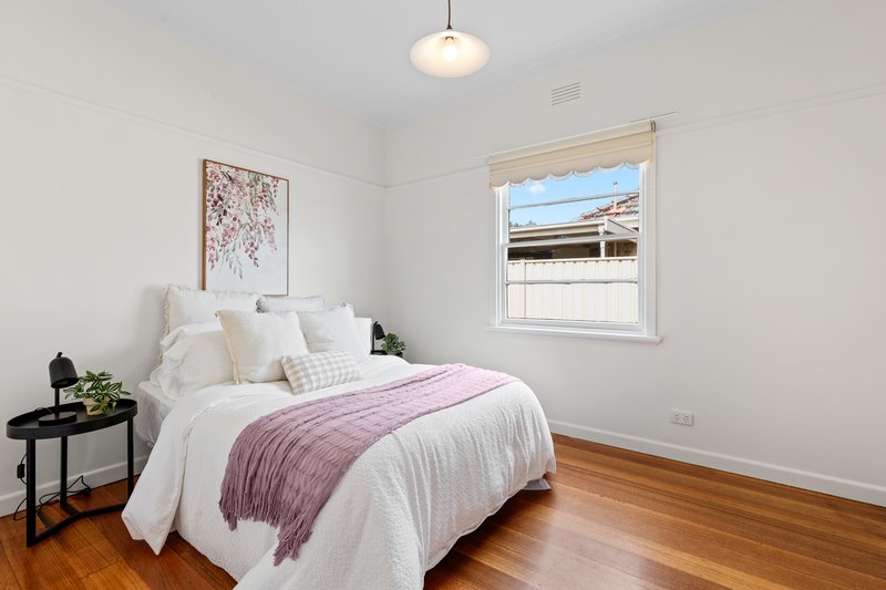 Photo - 9 Wyndham Street, Werribee VIC 3030 - Image 8