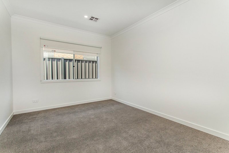 Photo - 9 Wynnlea Place, Lilydale VIC 3140 - Image 10