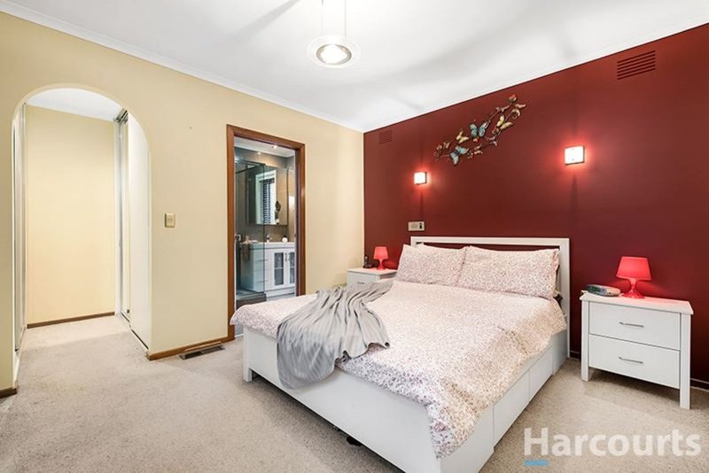 Photo - 9 Xavier Drive, Wheelers Hill VIC 3150 - Image 9