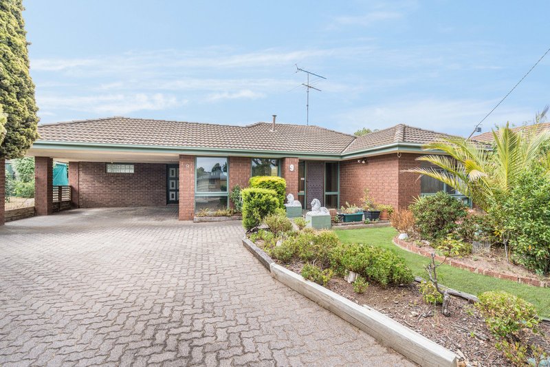 Photo - 9 Yala Court, Bell Park VIC 3215 - Image 2