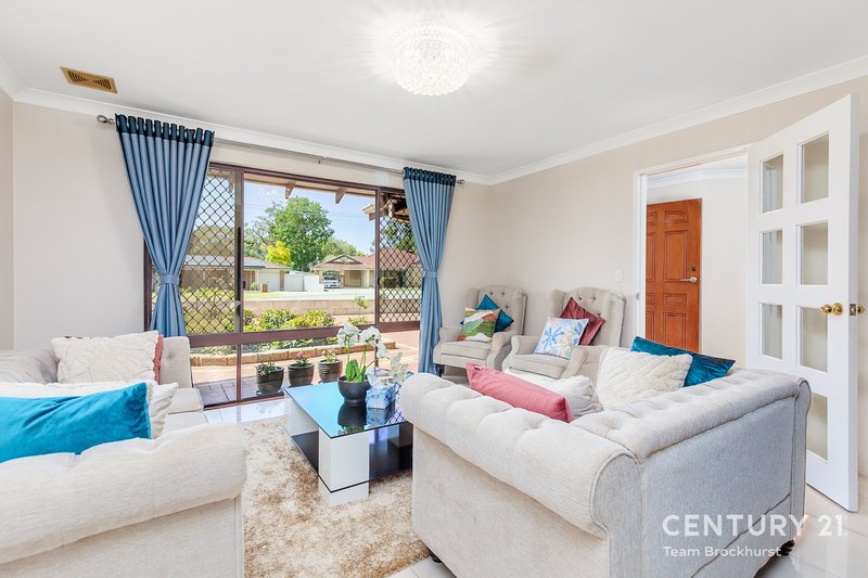 Photo - 9 Yampi Court, Huntingdale WA 6110 - Image 2