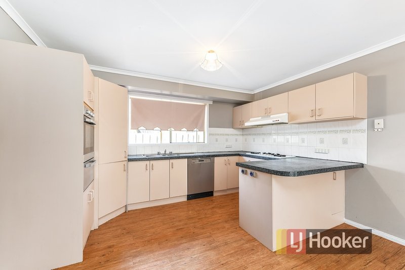 9 Yasmin Court, Hampton Park VIC 3976