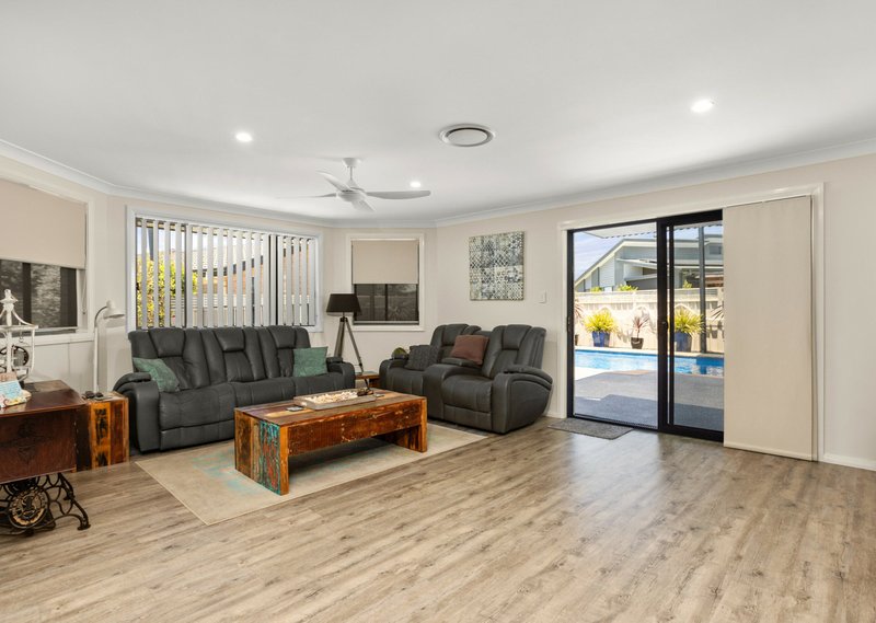 Photo - 9 Yellowfin Avenue, Old Bar NSW 2430 - Image 8