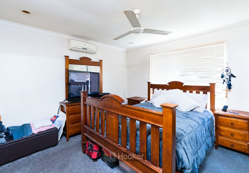 Photo - 9 Yeoman Court, Boronia Heights QLD 4124 - Image 8