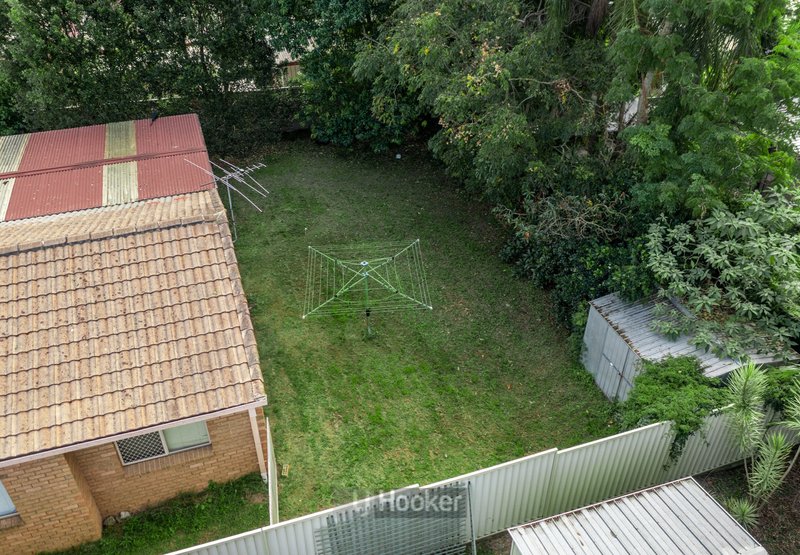 Photo - 9 Yeoman Court, Boronia Heights QLD 4124 - Image 12