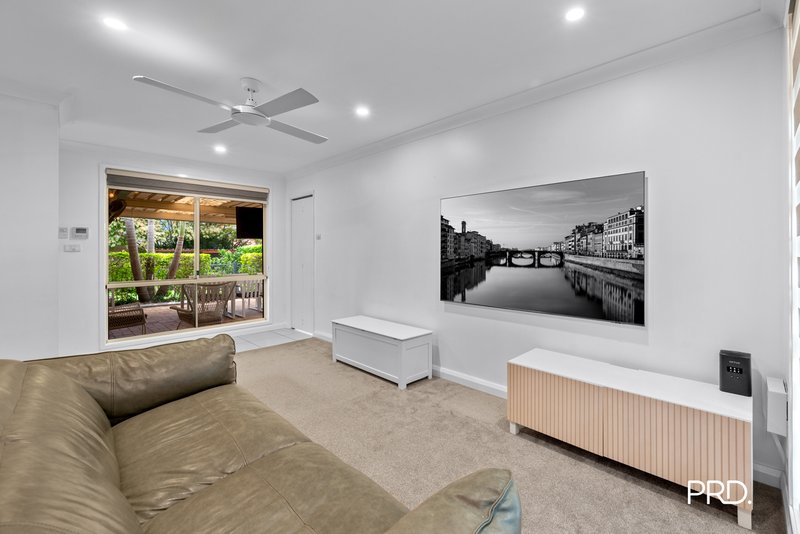 Photo - 9 Yuroka Street, Glenmore Park NSW 2745 - Image 4