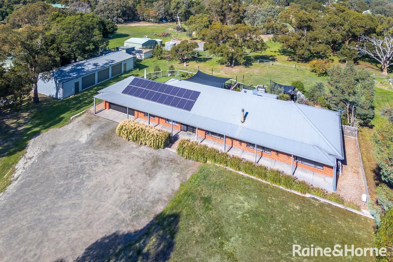 Photo - 90 Amess Road, Riddells Creek VIC 3431 - Image 3