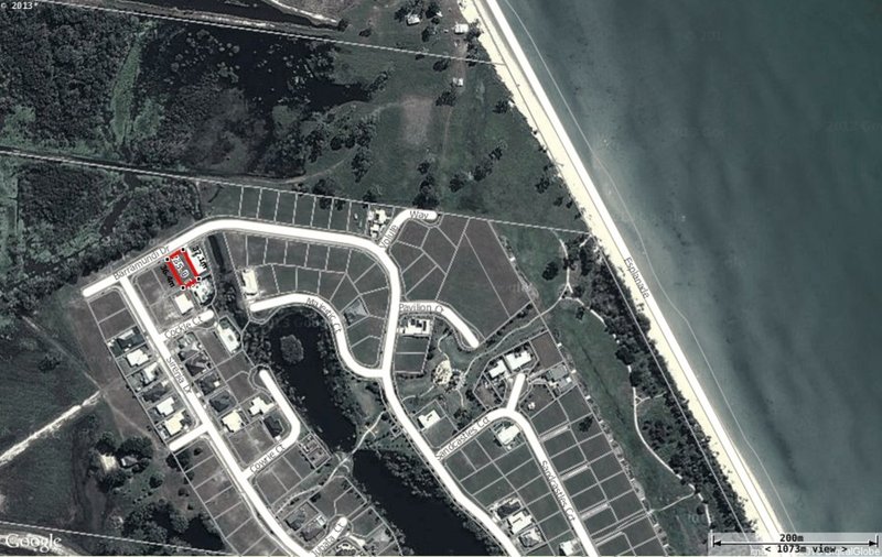 Photo - 90 Barramundi Drive, Burrum Heads QLD 4659 - Image 2