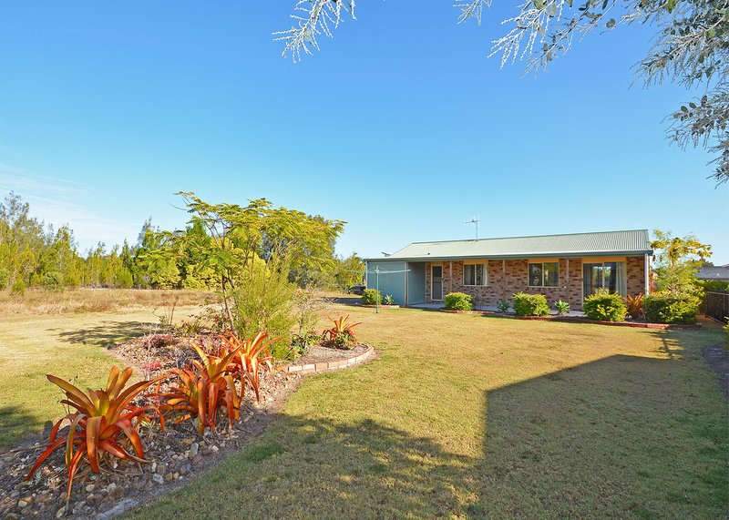 Photo - 90 Beach Drive, Burrum Heads QLD 4659 - Image 16