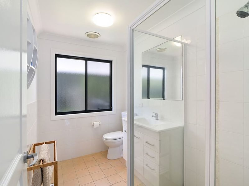 Photo - 90 Budgewoi Road, Noraville NSW 2263 - Image 13