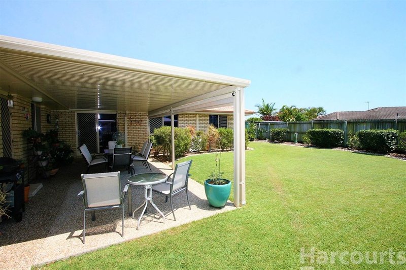 Photo - 90 Carpenter Way, Sandstone Point QLD 4511 - Image 3