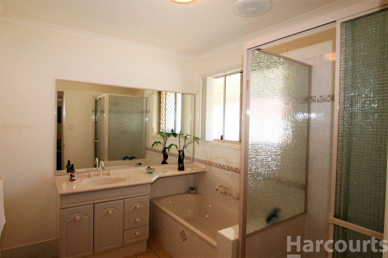 Photo - 90 Carpenter Way, Sandstone Point QLD 4511 - Image 16