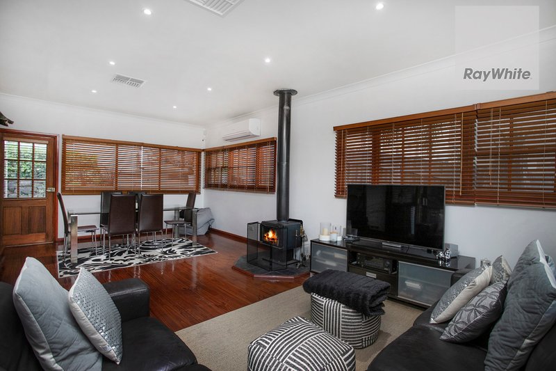 Photo - 90 Clarke Drive, Gladstone Park VIC 3043 - Image 14