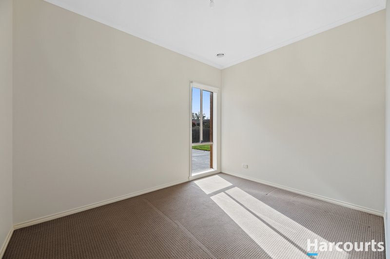 Photo - 90 Cook Street, Drouin VIC 3818 - Image 10