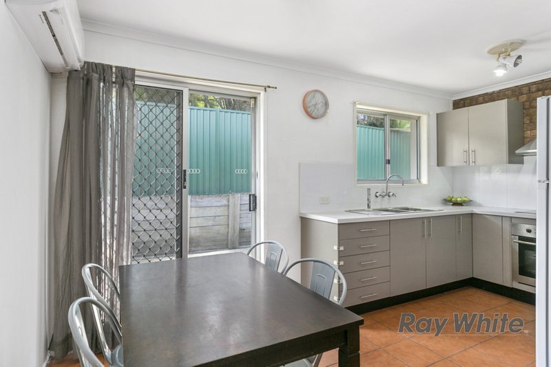 Photo - 90 Cumberland Drive, Alexandra Hills QLD 4161 - Image 2