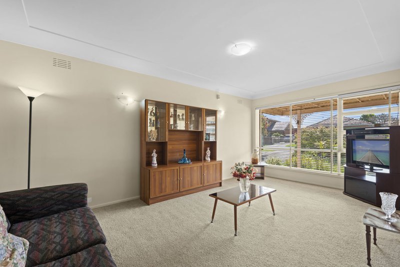 Photo - 90 Cumberland Road, Greystanes NSW 2145 - Image 3