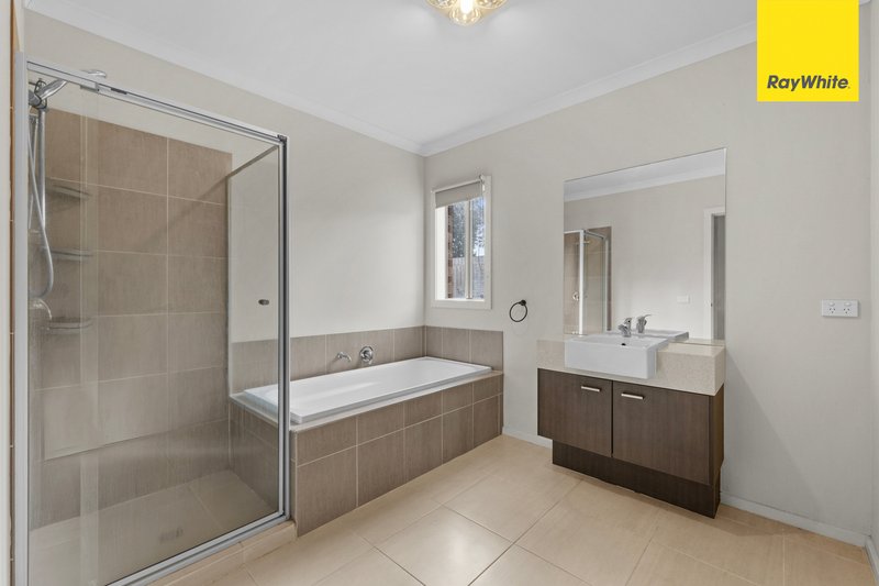 Photo - 90 Dalray Crescent, Kurunjang VIC 3337 - Image 17