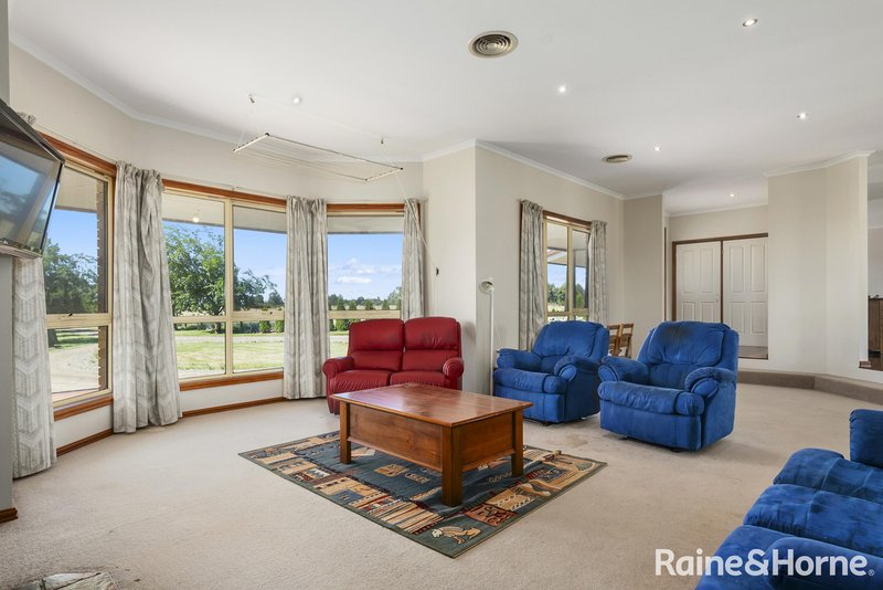 Photo - 90 Donnelly Road, Kyneton VIC 3444 - Image 14