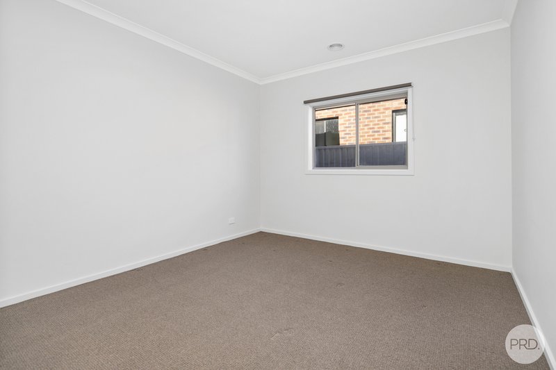 Photo - 90 Dyson Drive, Lucas VIC 3350 - Image 14