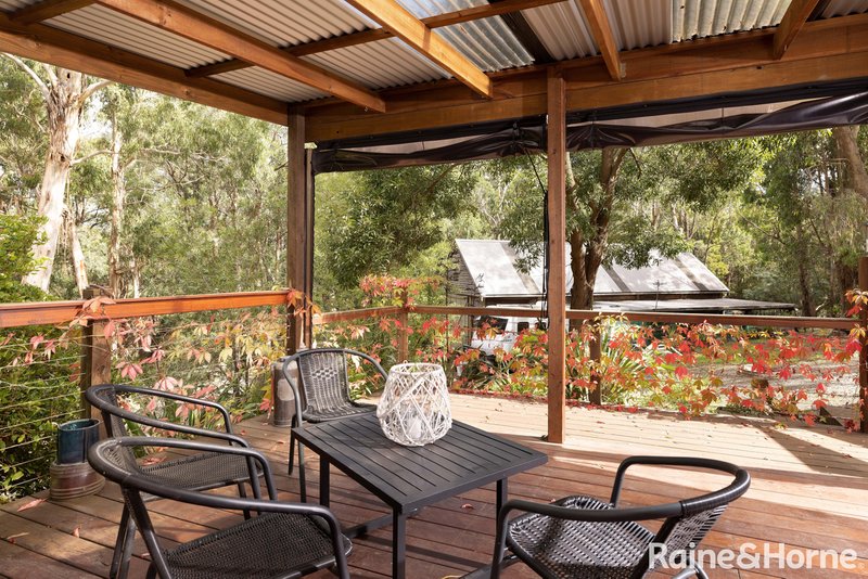 Photo - 90 Ellandee Crescent, Macedon VIC 3440 - Image 16