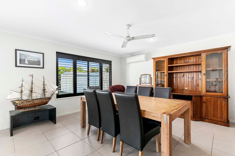 Photo - 90 Endeavour Way, Eli Waters QLD 4655 - Image 4