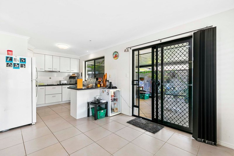 Photo - 90 Endeavour Way, Eli Waters QLD 4655 - Image 9