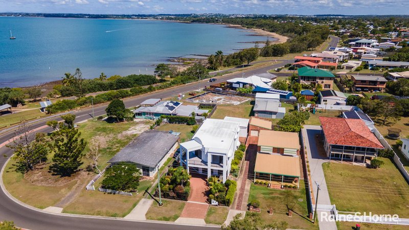 Photo - 90 Esplanade , Point Vernon QLD 4655 - Image 21