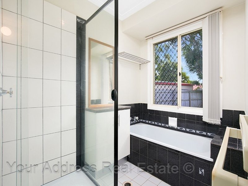 Photo - 90 Forestwood Street, Crestmead QLD 4132 - Image 9