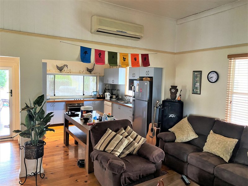 Photo - 90 Haly Street, Kingaroy QLD 4610 - Image 3