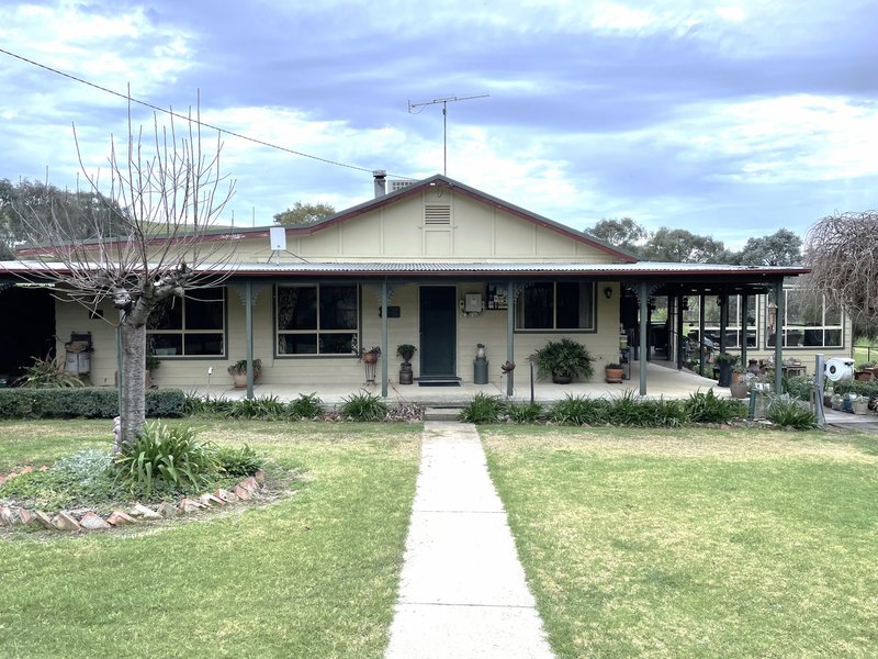 Photo - 90 Happy Valley Road, Gundagai NSW 2722 - Image 25