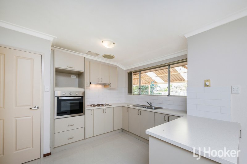 Photo - 90 Hume Road, Thornlie WA 6108 - Image 2