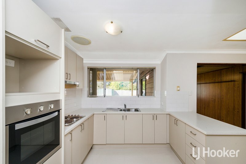 Photo - 90 Hume Road, Thornlie WA 6108 - Image 4