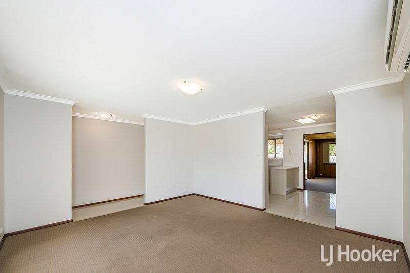 Photo - 90 Hume Road, Thornlie WA 6108 - Image 9