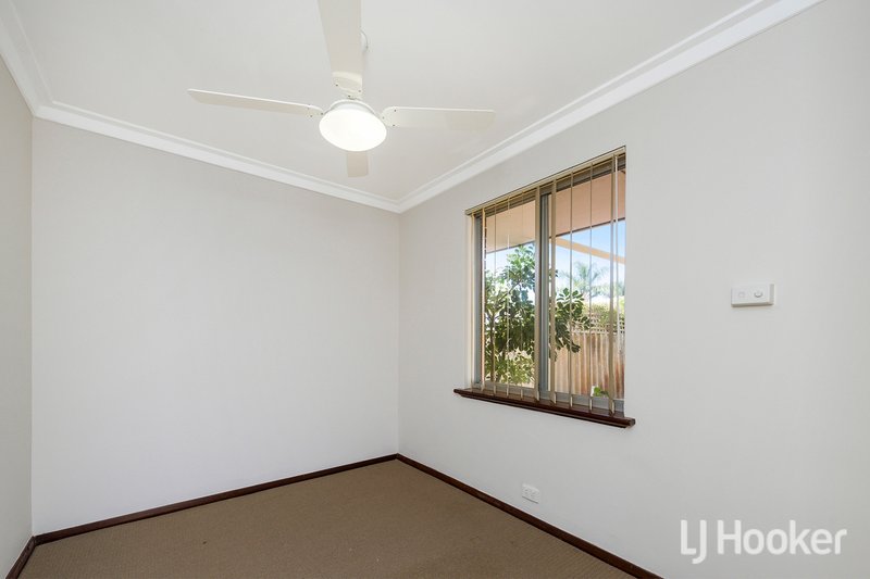 Photo - 90 Hume Road, Thornlie WA 6108 - Image 19