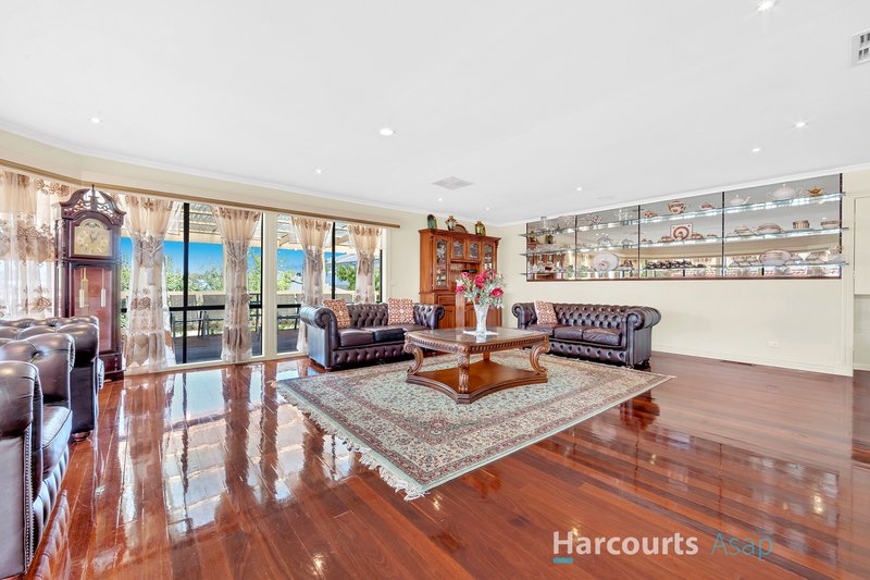 Photo - 90 Justin Circuit, Hampton Park VIC 3976 - Image 4