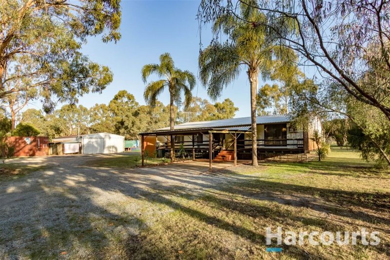 Photo - 90 Lakelands Road, Barragup WA 6209 - Image 3