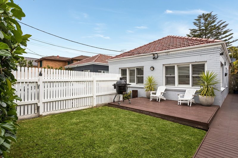 Photo - 90 Lawrence Street, Freshwater NSW 2096 - Image 5