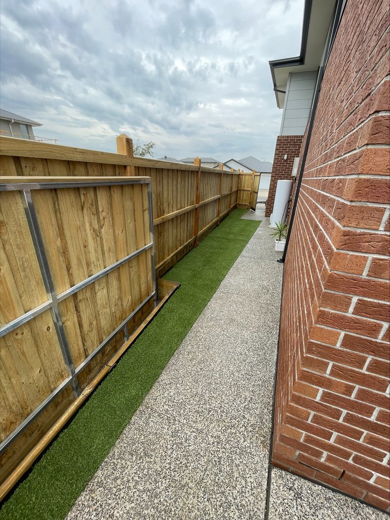 Photo - 90 Lollipop Crescent, Sunbury VIC 3429 - Image 13