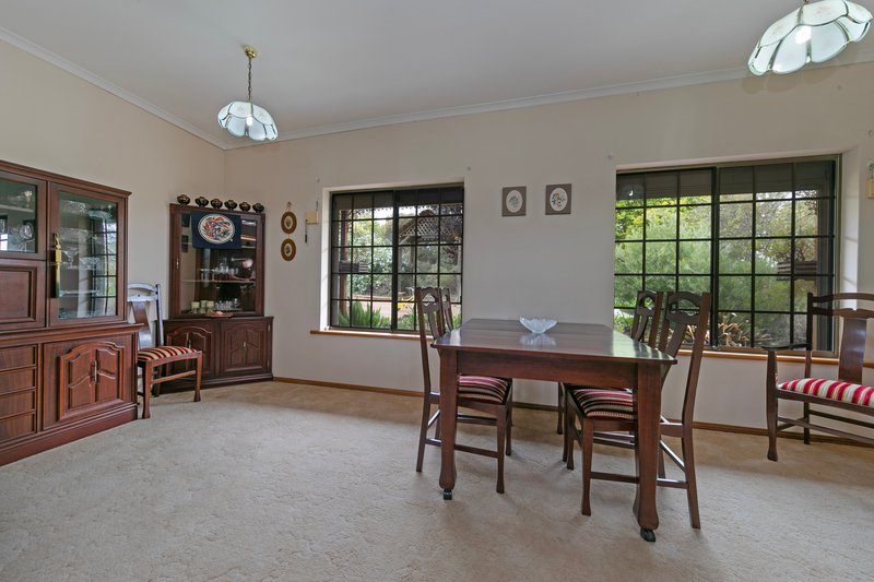 Photo - 90 Lyndoch Road, Gawler East SA 5118 - Image 6