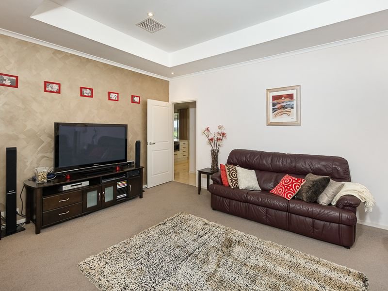 Photo - 90 Marchant Road, Strathalbyn SA 5255 - Image 10