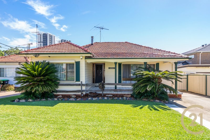 90 Mcgowen Crescent, Liverpool NSW 2170