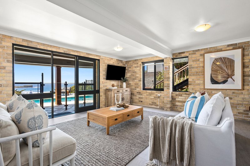 Photo - 90 Minnamurra Street, Kiama NSW 2533 - Image 12
