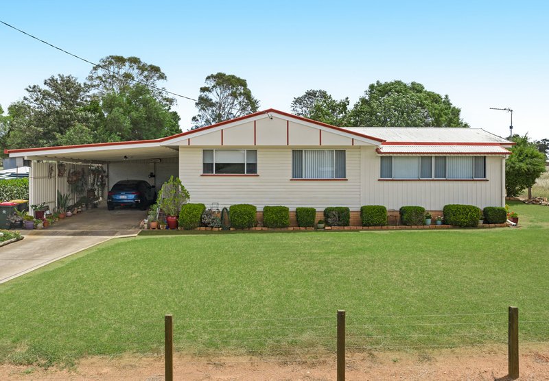 Photo - 90 Newby Street, Rosenthal Heights QLD 4370 - Image 1