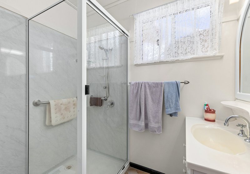 Photo - 90 Newby Street, Rosenthal Heights QLD 4370 - Image 11