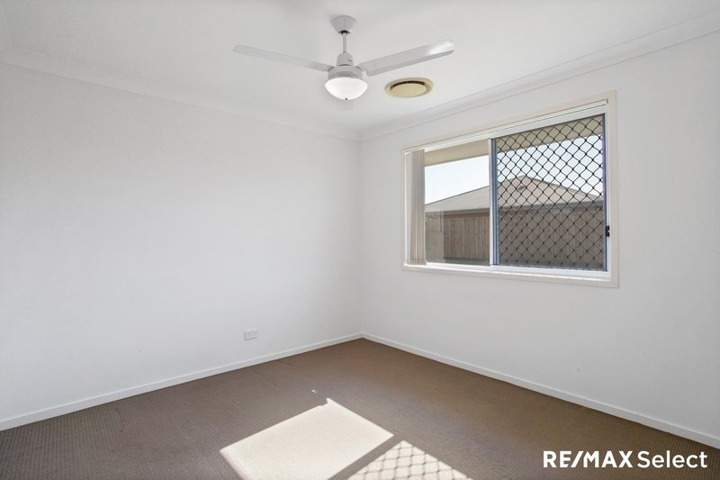 Photo - 90 Oldmill Drive, Beaconsfield QLD 4740 - Image 9